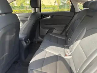 Kia K3 2019 1.5L CVT Smart Internet Edition interior photo 9 Kia K3 2019 1.5L CVT Smart Internet Edition interior photo 9