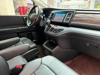 Honda Elysion 2016 2.4L Edición de moda interior foto 20 Honda Elysion 2016 2.4L Edición de moda interior foto 20