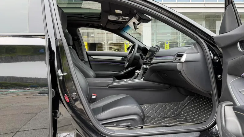 Honda Inspire 2022 260TURBO Fine Edition interior photo 16 Honda Inspire 2022 260TURBO Fine Edition interior photo 16