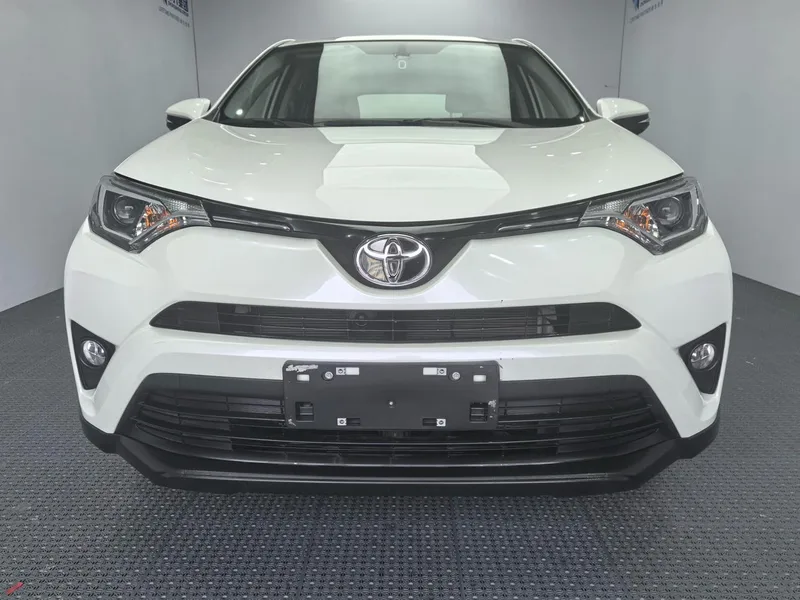 Toyota RAV4 2019 2.0L CVT Versión avanzada de tracción a dos ruedas País V exterior foto 2 Toyota RAV4 2019 2.0L CVT Versión avanzada de tracción a dos ruedas País V exterior foto 2