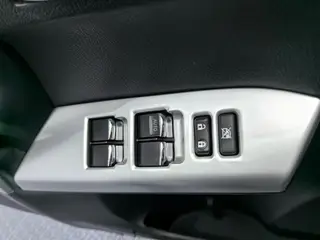 Toyota RAV4 2019 2.0L CVT Versión avanzada de tracción a dos ruedas País V interior foto 20 Toyota RAV4 2019 2.0L CVT Versión avanzada de tracción a dos ruedas País V interior foto 20