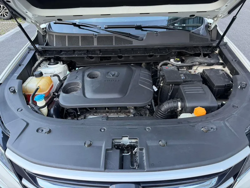 Changan CS85 COUPE 2019 1.5T Type Version interior photo 16 Changan CS85 COUPE 2019 1.5T Type Version interior photo 16