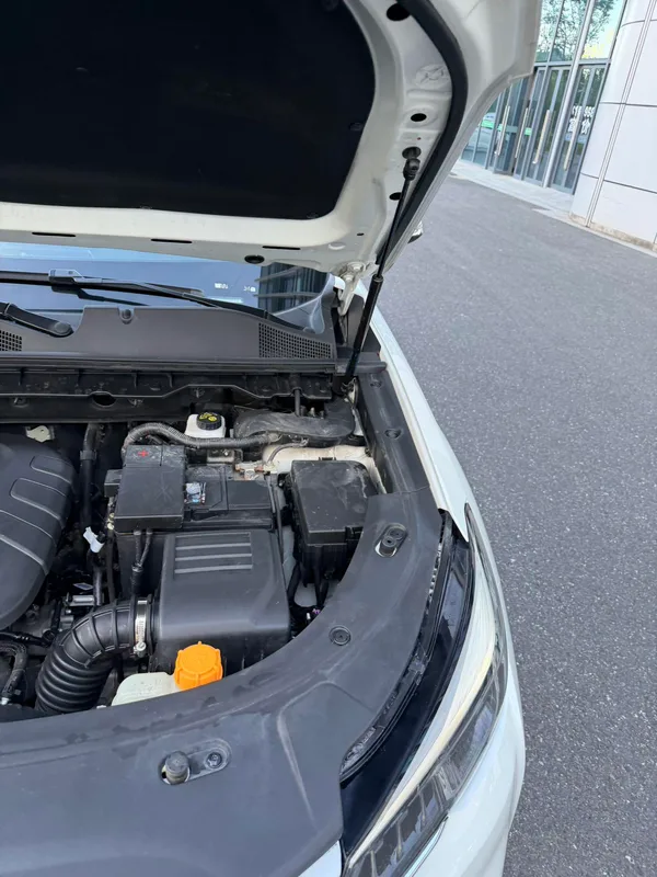 Changan CS85 COUPE 2019 1.5T Type Version interior photo 17 Changan CS85 COUPE 2019 1.5T Type Version interior photo 17