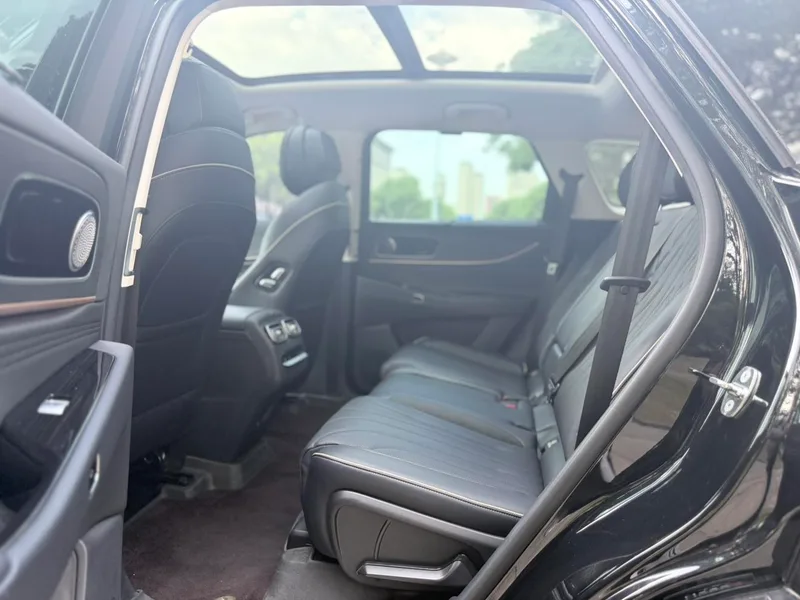 Chery Tiggo 9 2023 2.0T DCT Two-wheel-drive Prestige Edition 5 seat interior photo 12