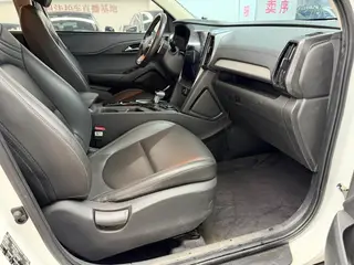 Hyundai ix35 2021 240T GDi DCT Two-Drive Ultimate TOP interior photo 7 Hyundai ix35 2021 240T GDi DCT Two-Drive Ultimate TOP interior photo 7