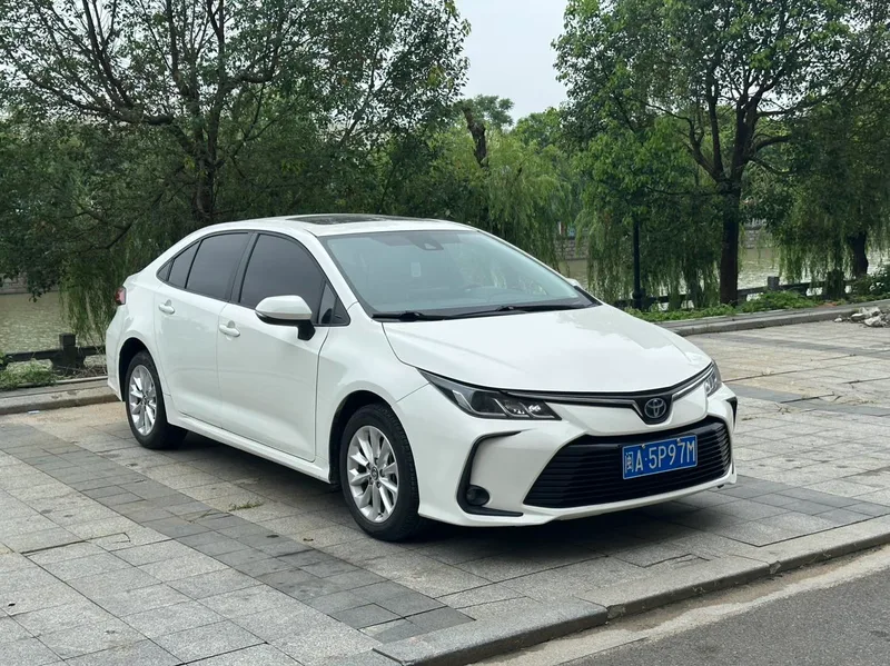 Toyota Corolla 2021 Dual Power 1.8L E-CVT Elite Edition exterior photo 3 Toyota Corolla 2021 Dual Power 1.8L E-CVT Elite Edition exterior photo 3