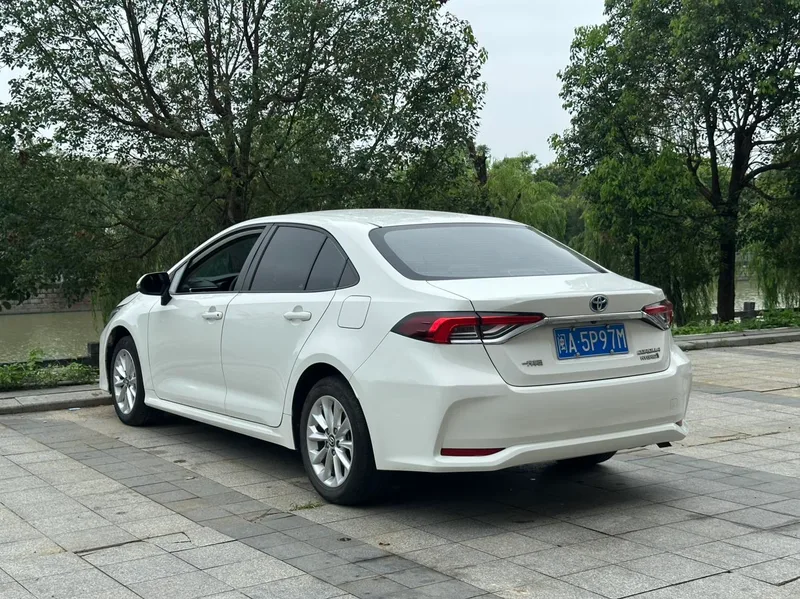Toyota Corolla 2021 Dual Power 1.8L E-CVT Elite Edition interior photo 9 Toyota Corolla 2021 Dual Power 1.8L E-CVT Elite Edition interior photo 9