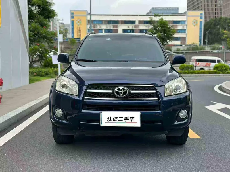 Toyota RAV4 2010 2.4L Versión de actualización automática de lujo exterior foto 2 Toyota RAV4 2010 2.4L Versión de actualización automática de lujo exterior foto 2