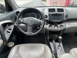 Toyota RAV4 2010 2.4L Versión de actualización automática de lujo exterior foto 4 Toyota RAV4 2010 2.4L Versión de actualización automática de lujo exterior foto 4