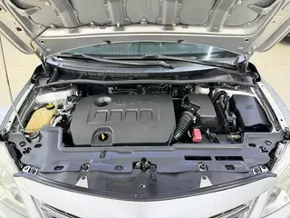 Toyota Corolla 2011 1.6L Automatic GL interior photo 12