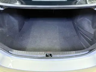 Toyota Corolla 2011 1.6L Automatic GL interior photo 13