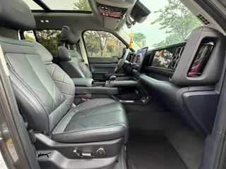 Fangchengbao Leopard 5 2023 Pilot Edition interior photo 8 Fangchengbao Leopard 5 2023 Pilot Edition interior photo 8