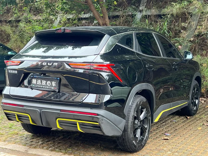 Jetour Dasheng 2025 1.5T DCT Premium Edition exterior photo 4