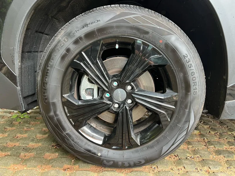 Jetour Dasheng 2025 1.5T DCT Premium Edition exterior photo 9