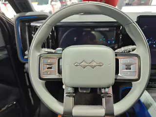 Fangchengbao Leopard 5 2025 125KM Conducción de Dios Ultra Edición interior foto 11 Fangchengbao Leopard 5 2025 125KM Conducción de Dios Ultra Edición interior foto 11