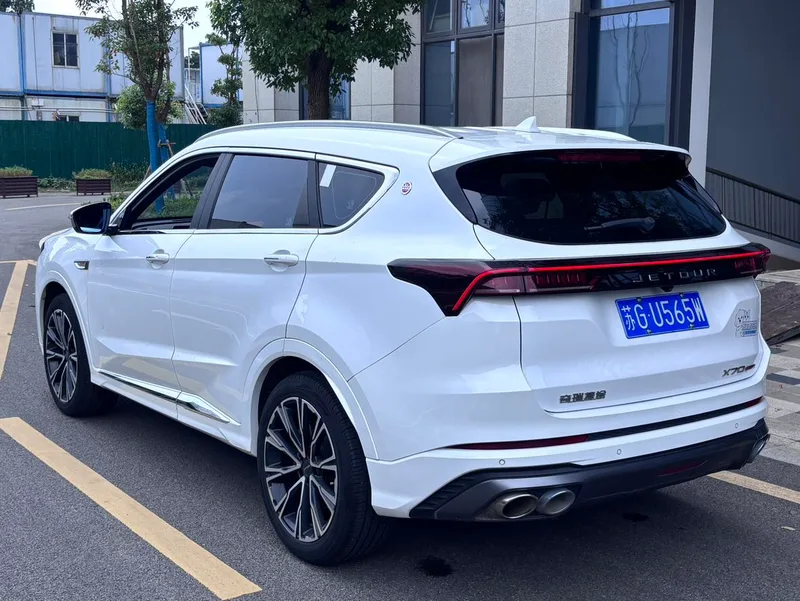 Jetour X70 PLUS 2021 Zhuge 1.6T DCT Kongming 7 seat exterior photo 5 Jetour X70 PLUS 2021 Zhuge 1.6T DCT Kongming 7 seat exterior photo 5