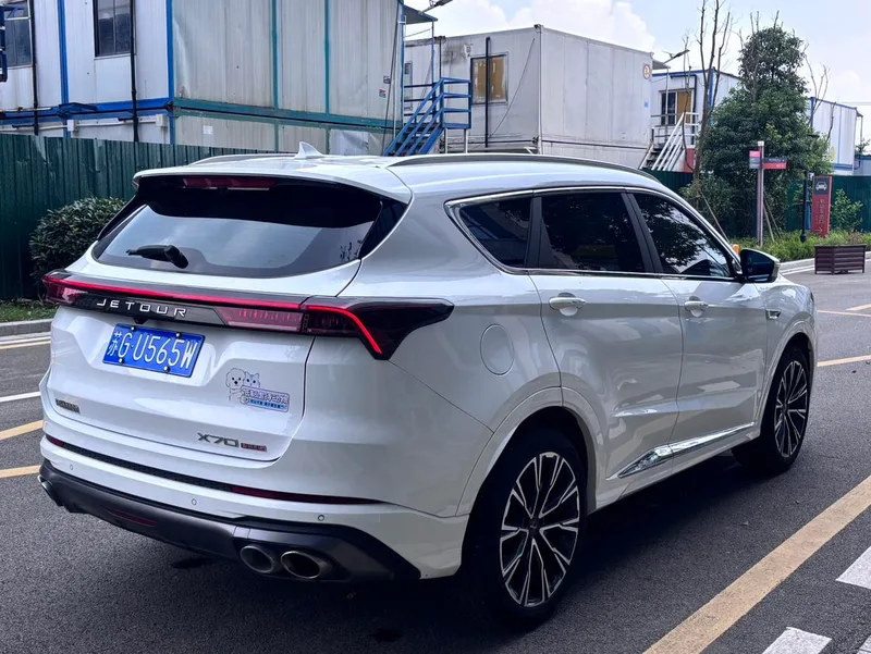 Jetour X70 PLUS 2021 Zhuge 1.6T DCT Kongming 7 seat exterior photo 6 Jetour X70 PLUS 2021 Zhuge 1.6T DCT Kongming 7 seat exterior photo 6