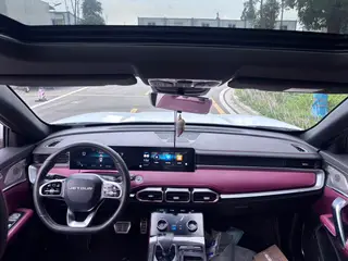 Jetour X70 PLUS 2021 Zhuge 1.6T DCT Kongming 7 seat interior photo 8 Jetour X70 PLUS 2021 Zhuge 1.6T DCT Kongming 7 seat interior photo 8