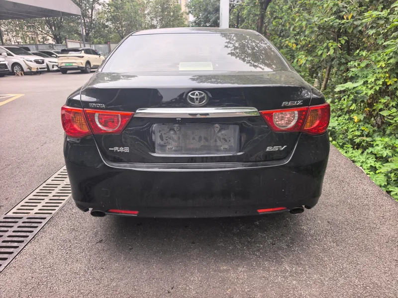 Toyota Reiz 2010 2.5S demeanor elite edition exterior photo 5 Toyota Reiz 2010 2.5S demeanor elite edition exterior photo 5