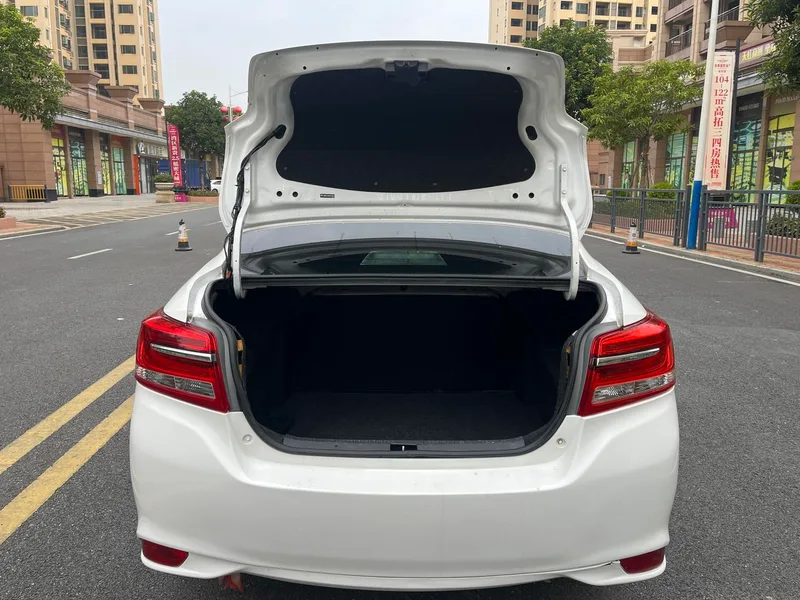 Toyota Vios 2017 1.5L CVT Versión creativa interior foto 14 Toyota Vios 2017 1.5L CVT Versión creativa interior foto 14