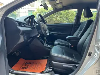 Toyota Vios 2017 1.5L CVT Созданная версия интерьер фото 12 Toyota Vios 2017 1.5L CVT Созданная версия интерьер фото 12