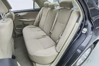 Toyota Corolla 2012 Versión deslumbrante 1.6L Automático GL interior foto 16