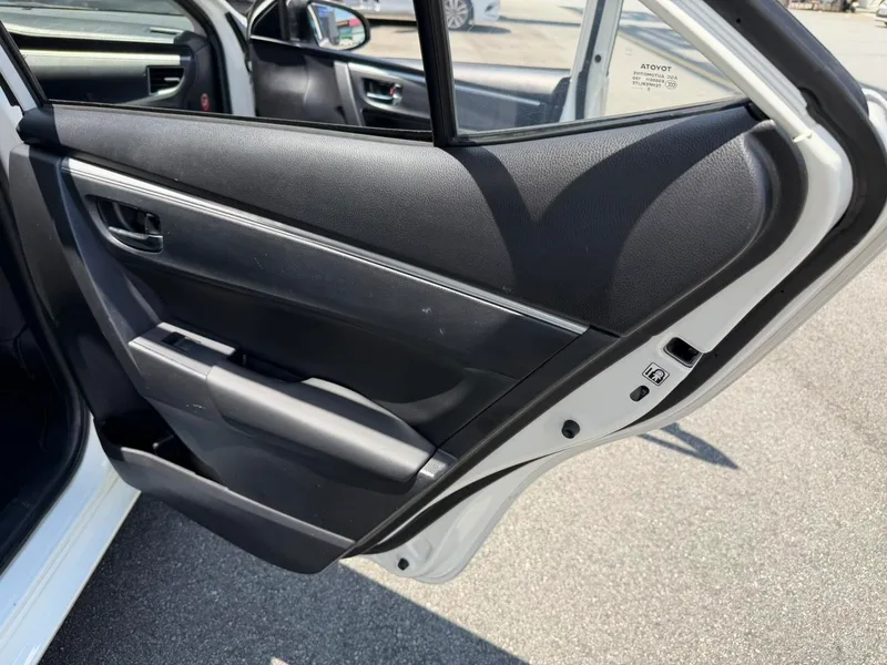 Toyota Levin 2016 1.6G CVT Elite Edition interior photo 19 Toyota Levin 2016 1.6G CVT Elite Edition interior photo 19