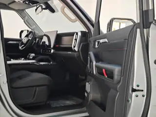 Jetour T2 2023 1.5TD Two-wheel drive Discover PRO interior photo 15 Jetour T2 2023 1.5TD Two-wheel drive Discover PRO interior photo 15