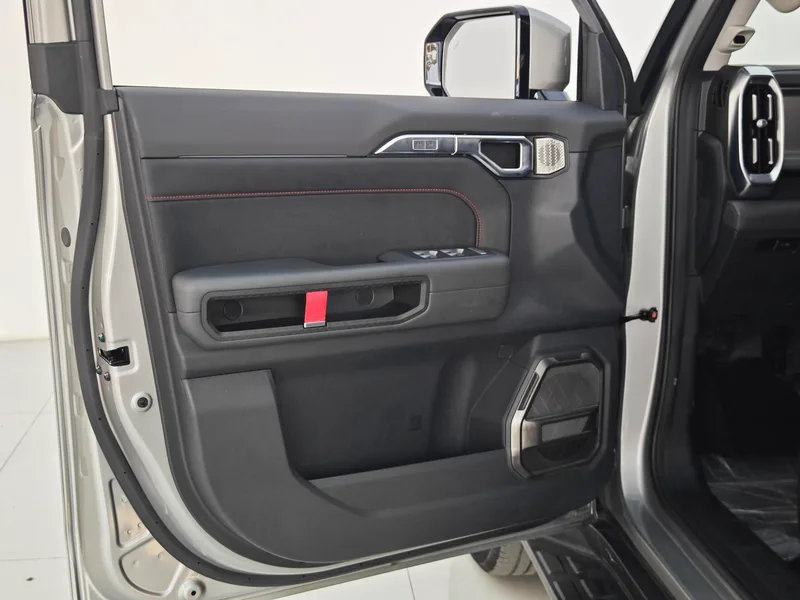 Jetour T2 2023 1.5TD Two-wheel drive Discover PRO interior photo 20 Jetour T2 2023 1.5TD Two-wheel drive Discover PRO interior photo 20