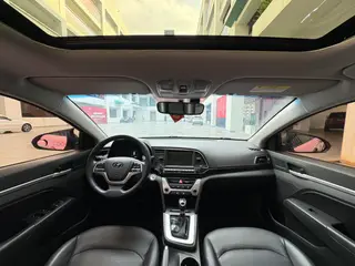 Hyundai Elantra Lingdong 2018 1.6L Automatique 15 Édition spéciale d'anniversaire extérieur photo 5