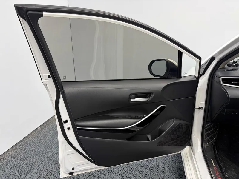 Toyota Corolla 2021 Dual Power 1.8L E-CVT Elite Edition exterior photo 8 Toyota Corolla 2021 Dual Power 1.8L E-CVT Elite Edition exterior photo 8