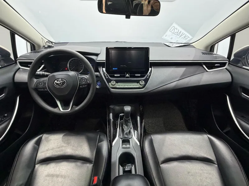 Toyota Corolla 2021 Dual Power 1.8L E-CVT Elite Edition interior photo 13 Toyota Corolla 2021 Dual Power 1.8L E-CVT Elite Edition interior photo 13
