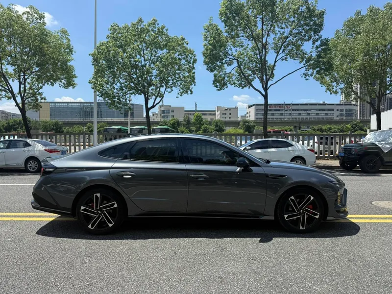 Hyundai Sonata 2024 2.0T N Line Max extérieur photo 7 Hyundai Sonata 2024 2.0T N Line Max extérieur photo 7