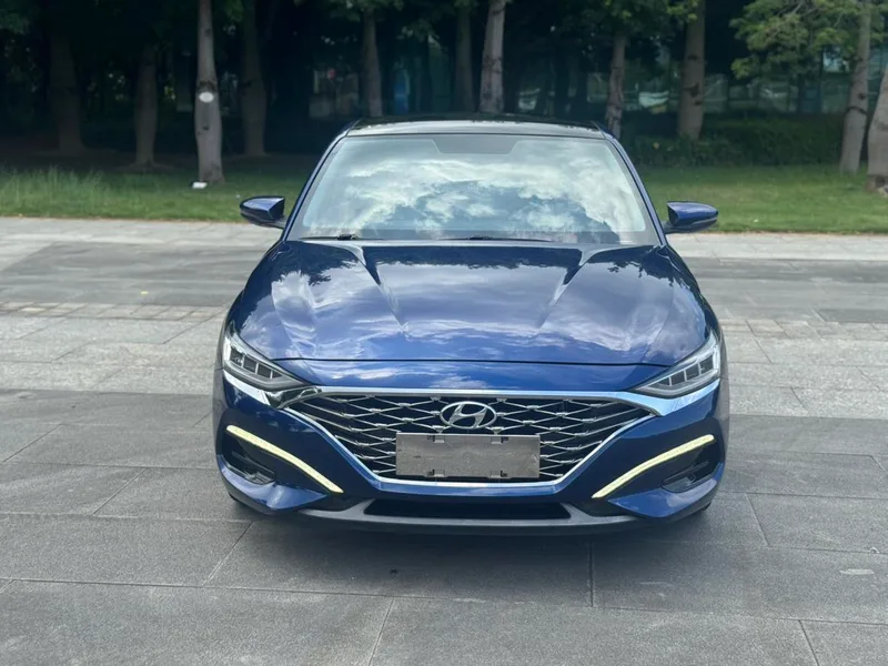Hyundai Lafesta 2019 280TGDi Version Smart Speed État VI extérieur photo 2 Hyundai Lafesta 2019 280TGDi Version Smart Speed État VI extérieur photo 2