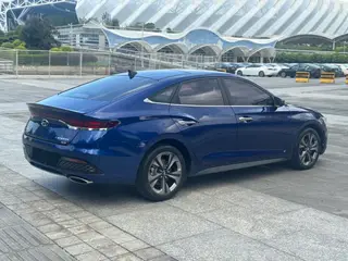 Hyundai Lafesta 2019 280TGDi Version Smart Speed État VI intérieur photo 7 Hyundai Lafesta 2019 280TGDi Version Smart Speed État VI intérieur photo 7