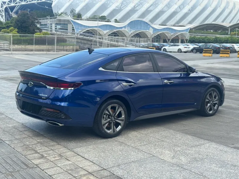 Hyundai Lafesta 2019 280TGDi Version Smart Speed État VI intérieur photo 7 Hyundai Lafesta 2019 280TGDi Version Smart Speed État VI intérieur photo 7