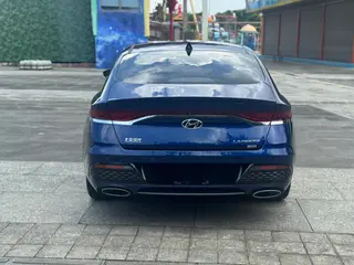 Hyundai Lafesta 2019 280TGDi Version Smart Speed État VI intérieur photo 8 Hyundai Lafesta 2019 280TGDi Version Smart Speed État VI intérieur photo 8