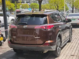 Toyota RAV4 2016 2.0L CVT Version mode à deux roues motrices extérieur photo 4 Toyota RAV4 2016 2.0L CVT Version mode à deux roues motrices extérieur photo 4