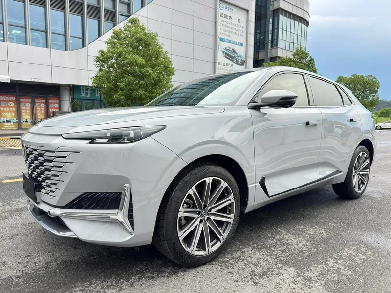 Changan UNI-K 2021 2.0T Premium Trim exterior photo 1 Changan UNI-K 2021 2.0T Premium Trim exterior photo 1
