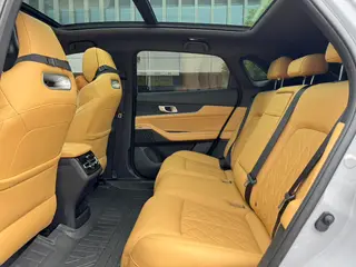 Changan UNI-K 2021 2.0T Premium Trim interior photo 14 Changan UNI-K 2021 2.0T Premium Trim interior photo 14