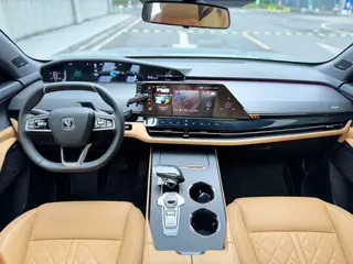 Changan UNI-K 2021 2.0T Premium Trim interior photo 15 Changan UNI-K 2021 2.0T Premium Trim interior photo 15