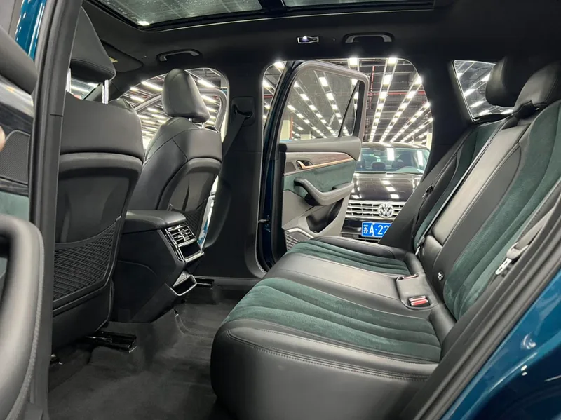 Geely Monjaro 2021 2.0TD DCT EVO Très confortable à deux roues motrices intérieur photo 9