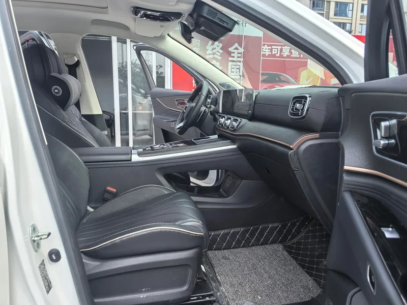 Chery Tiggo 9 2023 2.0T DCT Two-wheel-drive Prestige Edition 7 seat interior photo 10 Chery Tiggo 9 2023 2.0T DCT Two-wheel-drive Prestige Edition 7 seat interior photo 10