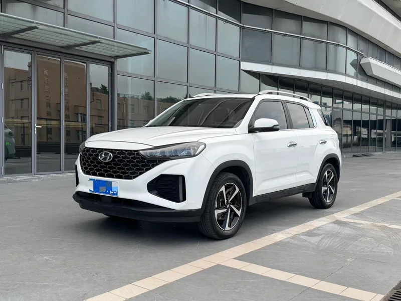 Hyundai ix35 2021 2.0L Automatic two-wheel drive leading version GLS exterior photo 1 Hyundai ix35 2021 2.0L Automatic two-wheel drive leading version GLS exterior photo 1