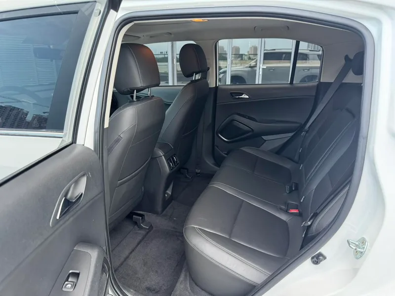 Hyundai ix35 2021 2.0L Automatic two-wheel drive leading version GLS interior photo 9 Hyundai ix35 2021 2.0L Automatic two-wheel drive leading version GLS interior photo 9
