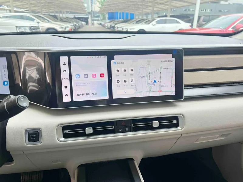 Geely ICON 2023 1.5TD Chocolate alcohol version interior photo 10 Geely ICON 2023 1.5TD Chocolate alcohol version interior photo 10