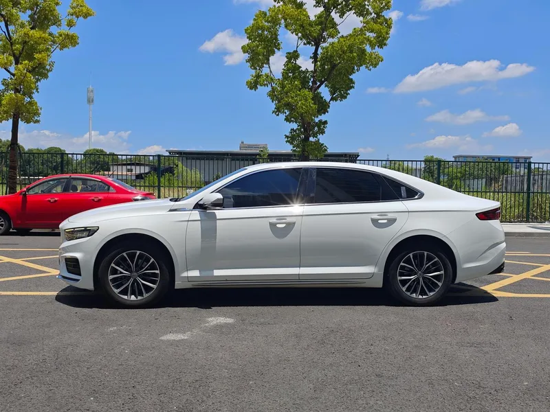 Geely Preface 2021 2.0T Luxury type exterior photo 3 Geely Preface 2021 2.0T Luxury type exterior photo 3