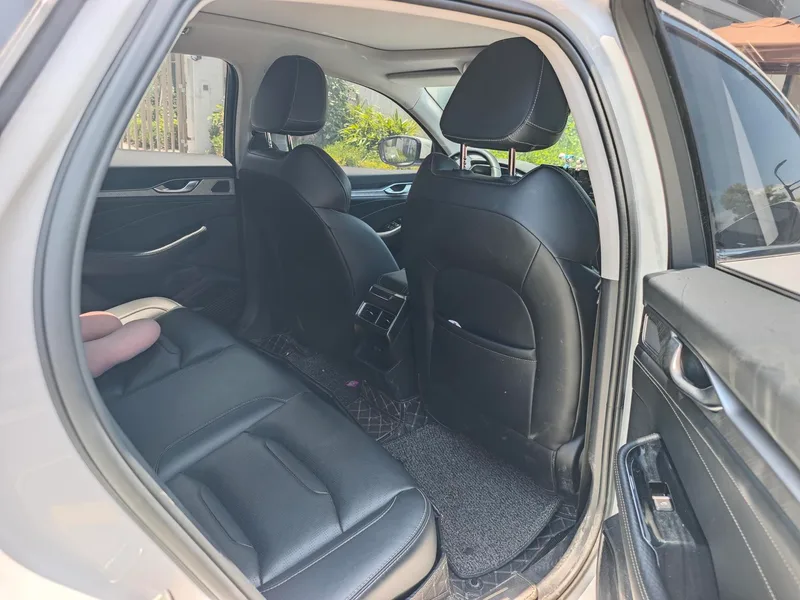Geely Preface 2021 2.0T Luxury type interior photo 8 Geely Preface 2021 2.0T Luxury type interior photo 8