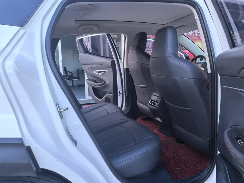 Changan UNI-T 2021 1.5T Excellence-type interior photo 14 Changan UNI-T 2021 1.5T Excellence-type interior photo 14
