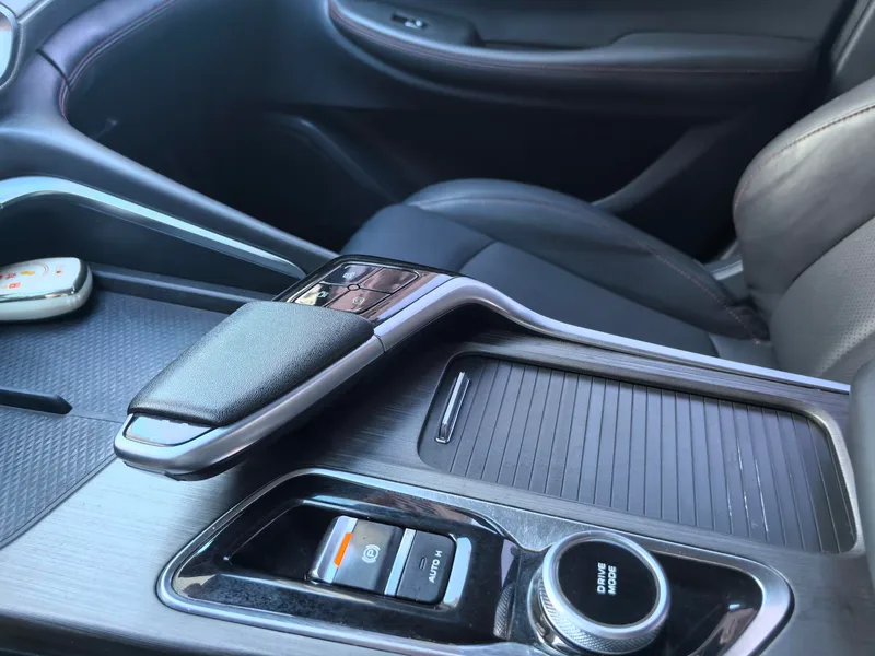 Changan UNI-T 2021 1.5T Excellence-type interior photo 15 Changan UNI-T 2021 1.5T Excellence-type interior photo 15